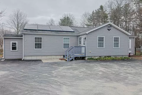 265 Lowell St, Rochester, NH 03867
