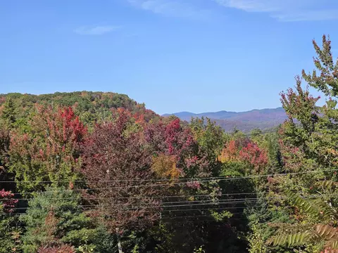 1095 Slate Ledge Rd, Waterford, VT 05819