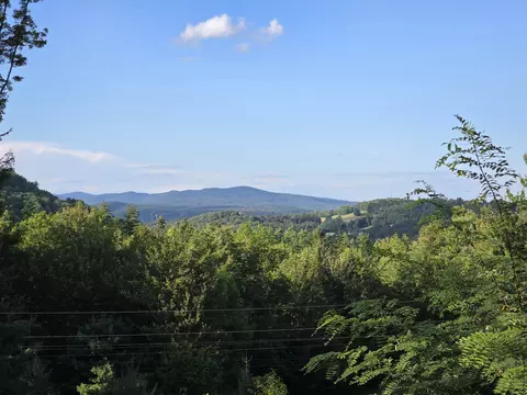 1095 Slate Ledge Rd, Waterford, VT 05819