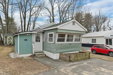 9 Sargent Pl #4, Gilford, NH 03249