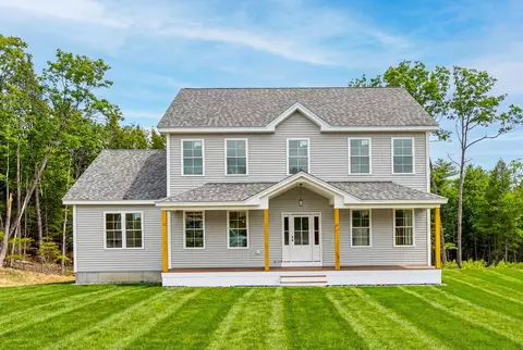 10 Blaisdell Ct, Raymond, NH 03077