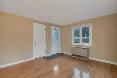 Living - 5 Piscataqua Rd, Concord, NH 03301 photo 3 of 5