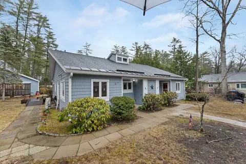 Exterior - 5 Piscataqua Rd, Concord, NH 03301 photo 3 of 10