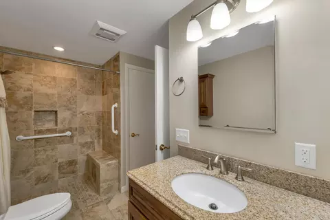Bath - 5 Piscataqua Rd, Concord, NH 03301 photo 1 of 2