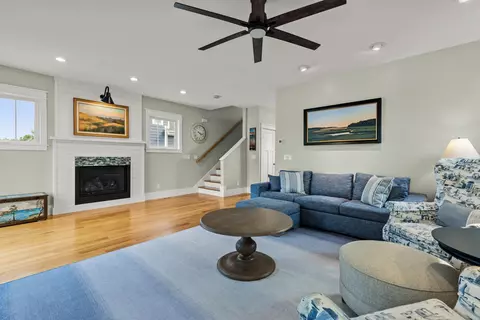 Living - 6 Cora Ave, Hampton, NH 03842 photo 3 of 4