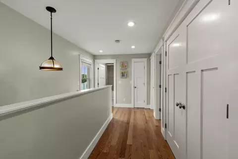 Entry Way - 6 Cora Ave, Hampton, NH 03842 photo 2 of 4