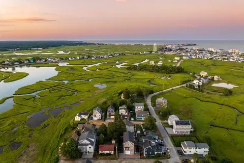 View/Area - 6 Cora Ave, Hampton, NH 03842 photo 5 of 9