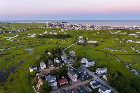 View/Area - 6 Cora Ave, Hampton, NH 03842 photo 8 of 9