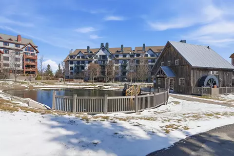 43 Middle Ridge Rd #209, South Londonderry, VT 05155