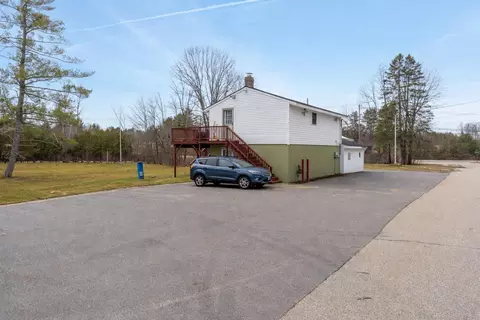 Exterior - 7 Redberry Rd, Exeter, NH 03833 photo 3 of 3
