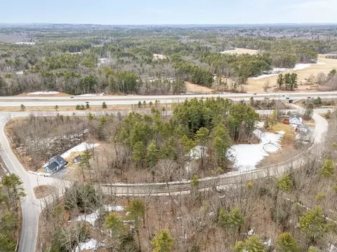 View/Area - 7 Redberry Rd, Exeter, NH 03833 photo 1 of 4
