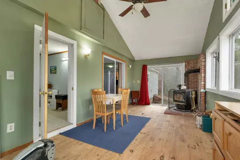 Exterior - 9 Hemlock Dr, Wolfeboro, NH 03894 photo 1 of 5
