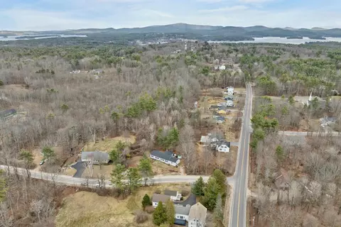 View/Area - 9 Hemlock Dr, Wolfeboro, NH 03894 photo 4 of 5