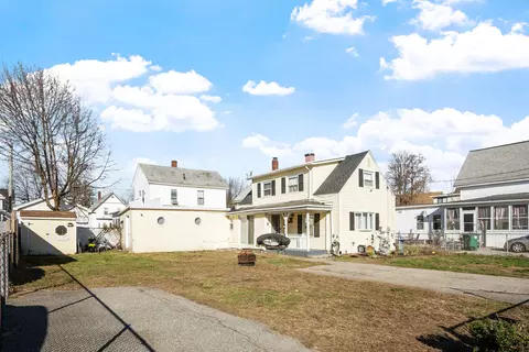 5 Middle St, Nashua, NH 03060