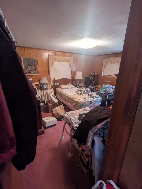 Bedroom - 197 Mill Rd, North Hampton, NH 03862 photo 1 of 1