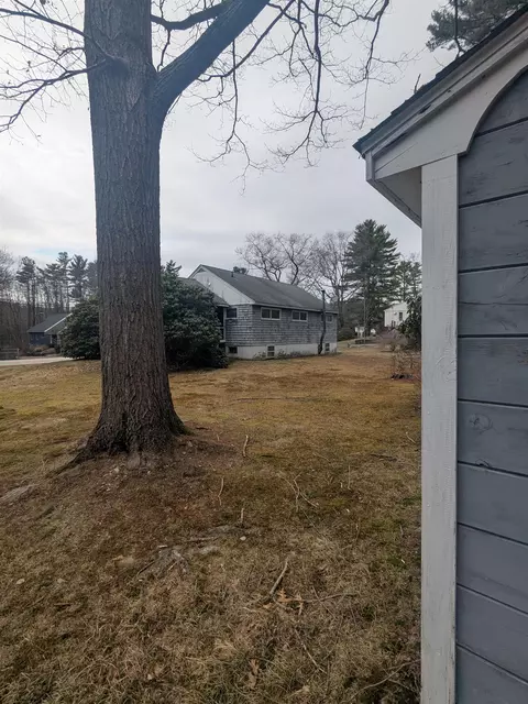 Exterior - 197 Mill Rd, North Hampton, NH 03862 photo 5 of 7