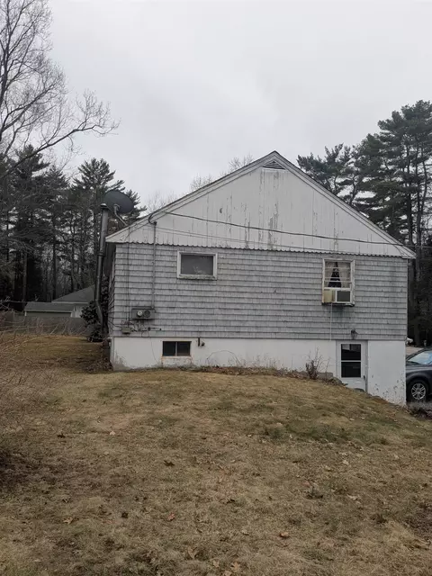 Exterior - 197 Mill Rd, North Hampton, NH 03862 photo 3 of 7