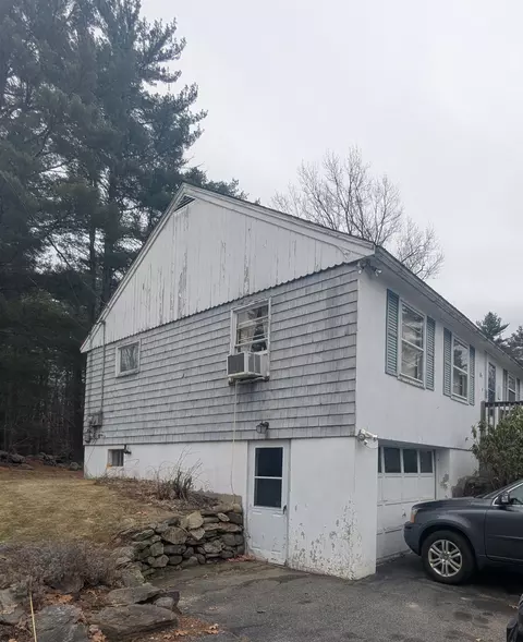 Exterior - 197 Mill Rd, North Hampton, NH 03862 photo 2 of 7