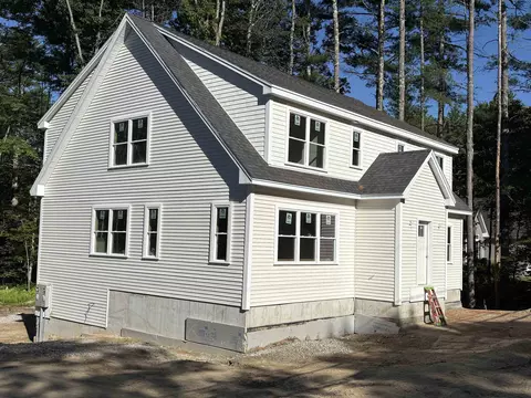 566 Sixth St Apt Unit UNIT 1, Dover, NH 03820
