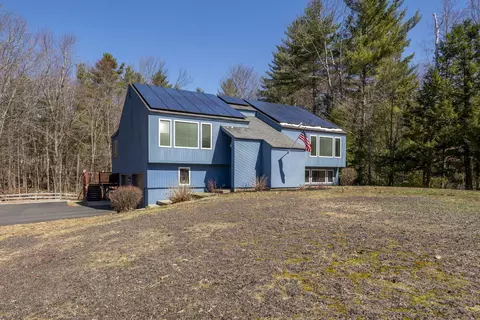 49 Birkdale Rd, Bedford, NH 03110