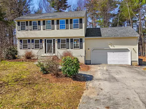 3 Pemigewasset Cir, Derry, NH 03038