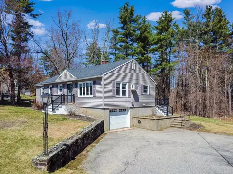 358 East Rd, Hampstead, NH 03841