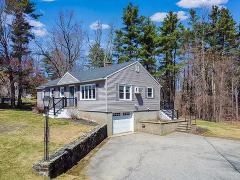 358 East Rd, Hampstead, NH 03841