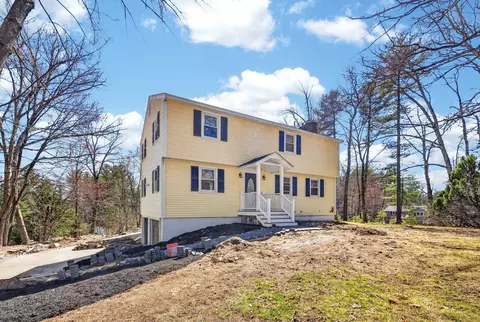 27 Gilcreast Rd, Londonderry, NH 03053
