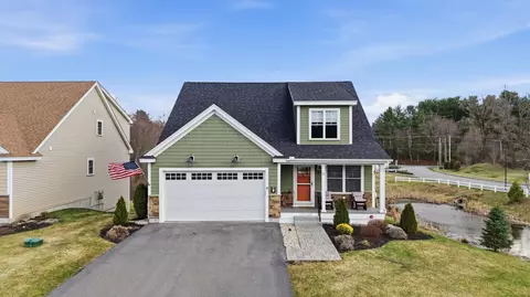 2 Shetland Rd, Londonderry, NH 03053