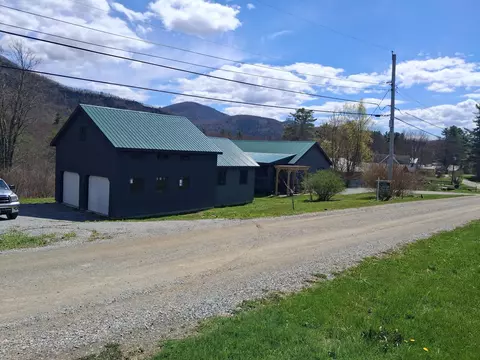 48 Western Shores Rd, Wells, VT 05774