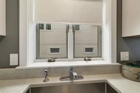 Kitchen - 421 Ocean Blvd #N1, Hampton, NH 03842 photo 5 of 5