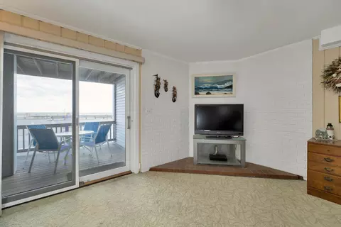 Living - 421 Ocean Blvd #N1, Hampton, NH 03842 photo 2 of 6