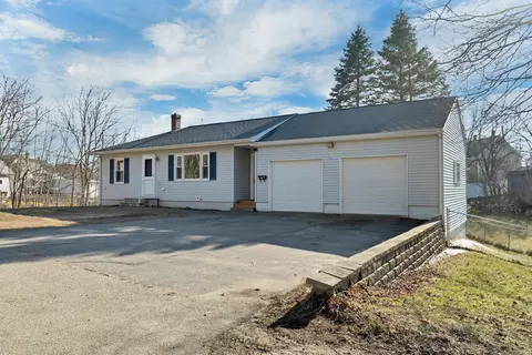 12 Elm St, Sanford, ME 04083