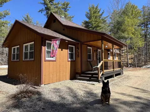 71 Mason Dr, Tamworth, NH 03886