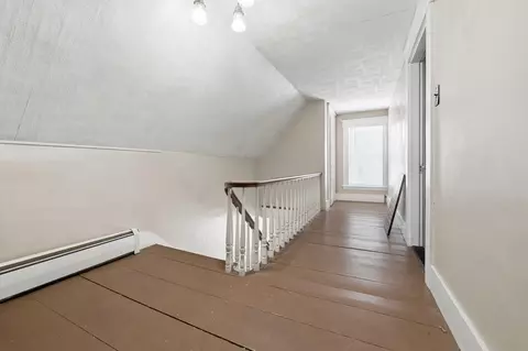 Entry Way - 19 Mechanic St, Gorham, NH 03581 photo 4 of 7