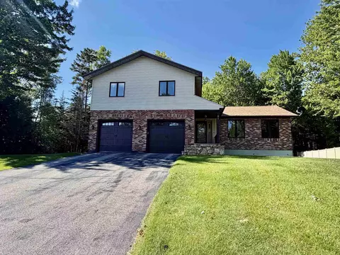 84 Bemis St, Berlin, NH 03570