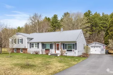 176 Meadow Rd, Chester, VT 05143