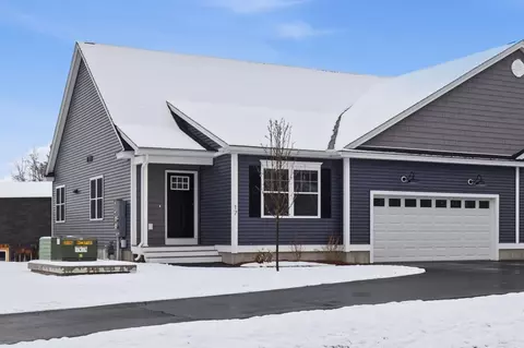 17 Millstone Dr, Northfield, NH 03276