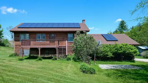 97 Frost Hill Rd, Mount Holly, VT 05758