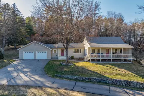 25 Elliot Rd, Center Harbor, NH 03226