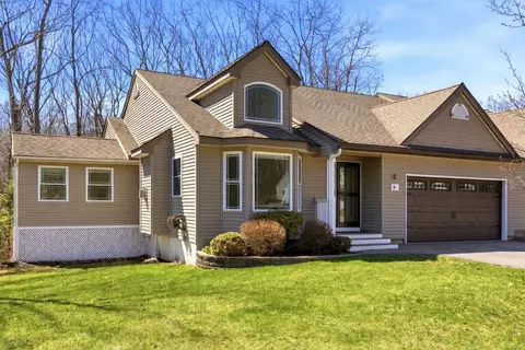 8 Indian Hill Rd #L, Derry, NH 03038