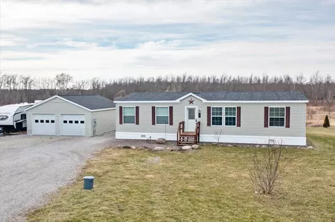 57 Rail Trail Ln, Swanton, VT 05488