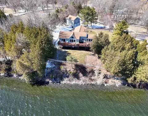 25 Cavendish Cv, South Hero, VT 05486