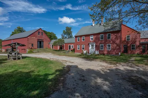 118 Broad St, Hollis, NH 03049