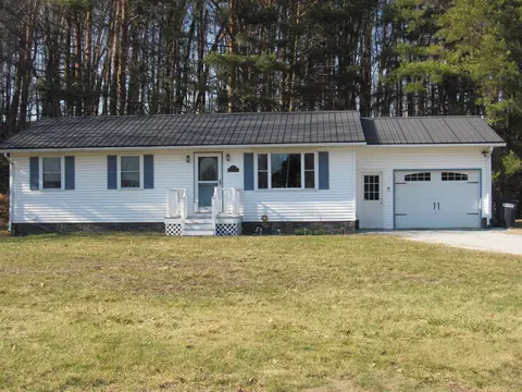 51 Mclaughlin Dr, Highgate, VT 05459
