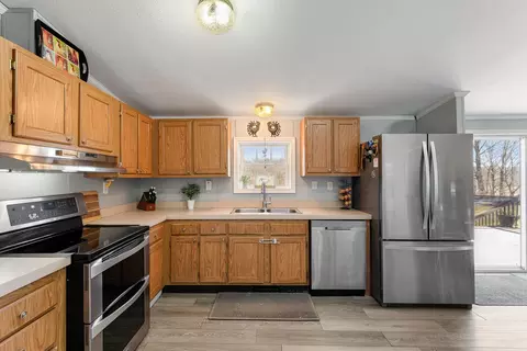 Kitchen - 1645 Highgate Rd, Highgate, VT 05478 photo 3 of 3