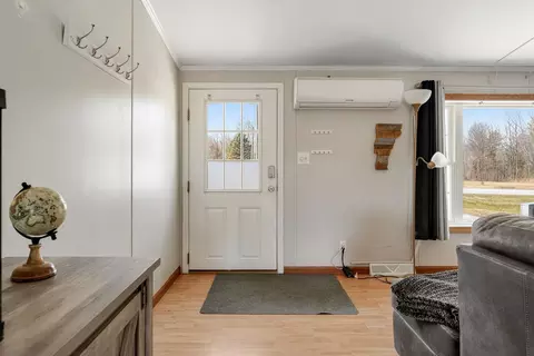 Entry Way - 1645 Highgate Rd, Highgate, VT 05478 photo 1 of 3