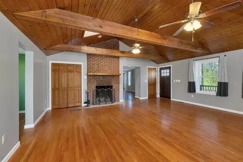 Living - 50 Range Rd, Epsom, NH 03234 photo 8 of 8