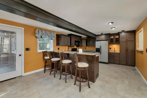 Kitchen - 50 Range Rd, Epsom, NH 03234 photo 1 of 2