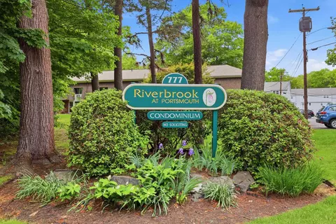 777 Middle Rd #72, Portsmouth, NH 03801